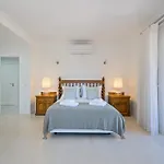 Rosa Retreat By Portugal Portfolio Villa Estoril