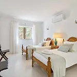 Rosa Retreat By Portugal Portfolio Villa *