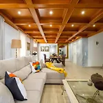 Rosa Retreat By Portugal Portfolio *