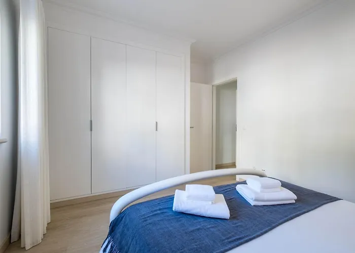 Rosa Retreat By Portugal Portfolio Villa *
